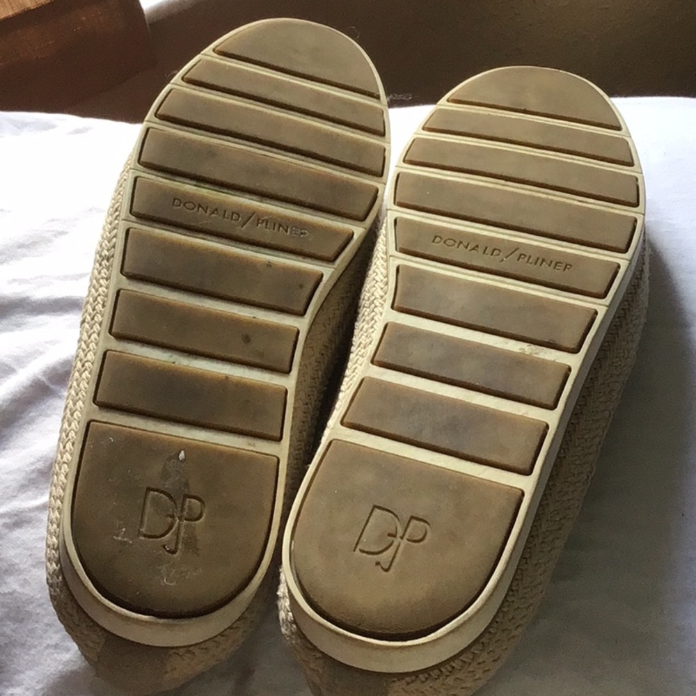 Donald Pliner Palm shoes size 9 1/2 medium - Picture 6 of 12